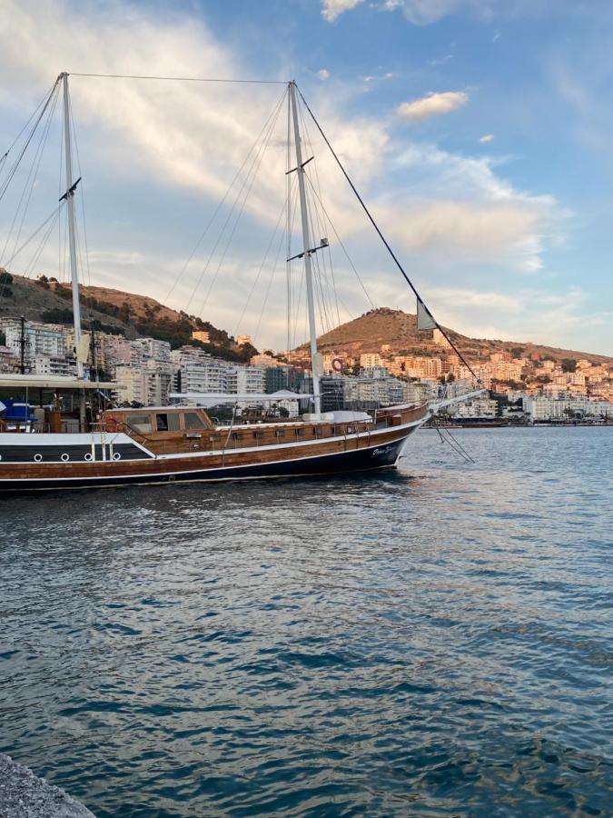 City Beach Apartment Apartament Saranda